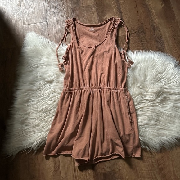 AERIE Tie Shoulder Romper - Picture 6 of 8